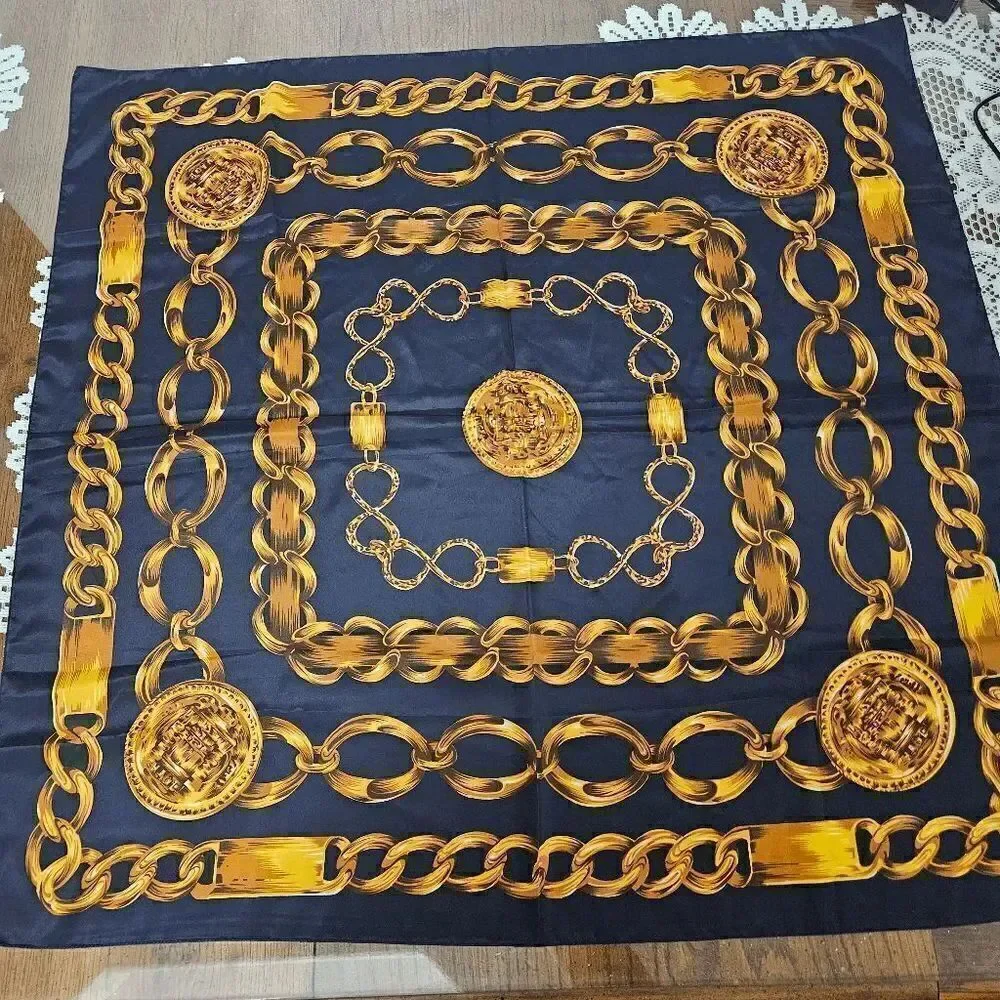 Unbranded scarf